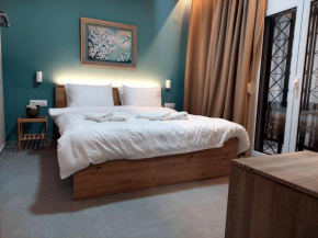Thess_Cozy_Home